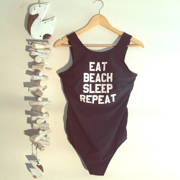 Motherhood Maternity Other - Motherhood maternity swimsuit BEACH BUMP